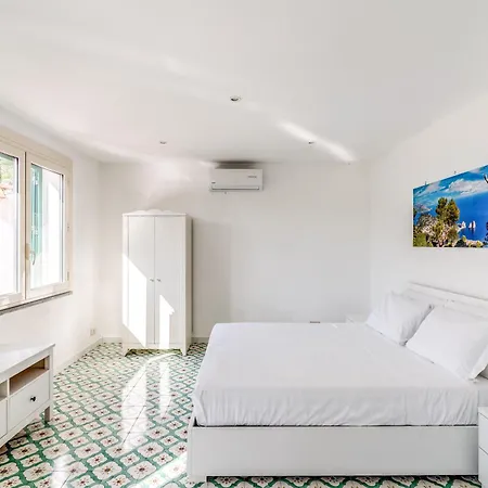 Willa Yourhome - Casa Roxana Massa Lubrense