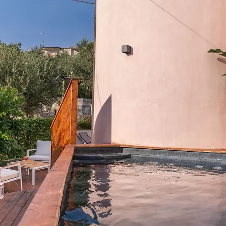 Yourhome - Casa Roxana
